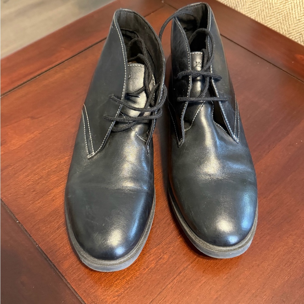 Hush Puppies Black Leather Women’s Shoes Sz 8.5